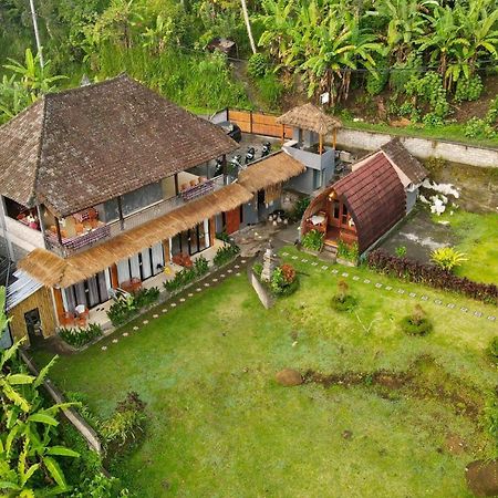 Villa Lumbung Ayu Sari & Spa كارانغاسِم المظهر الخارجي الصورة