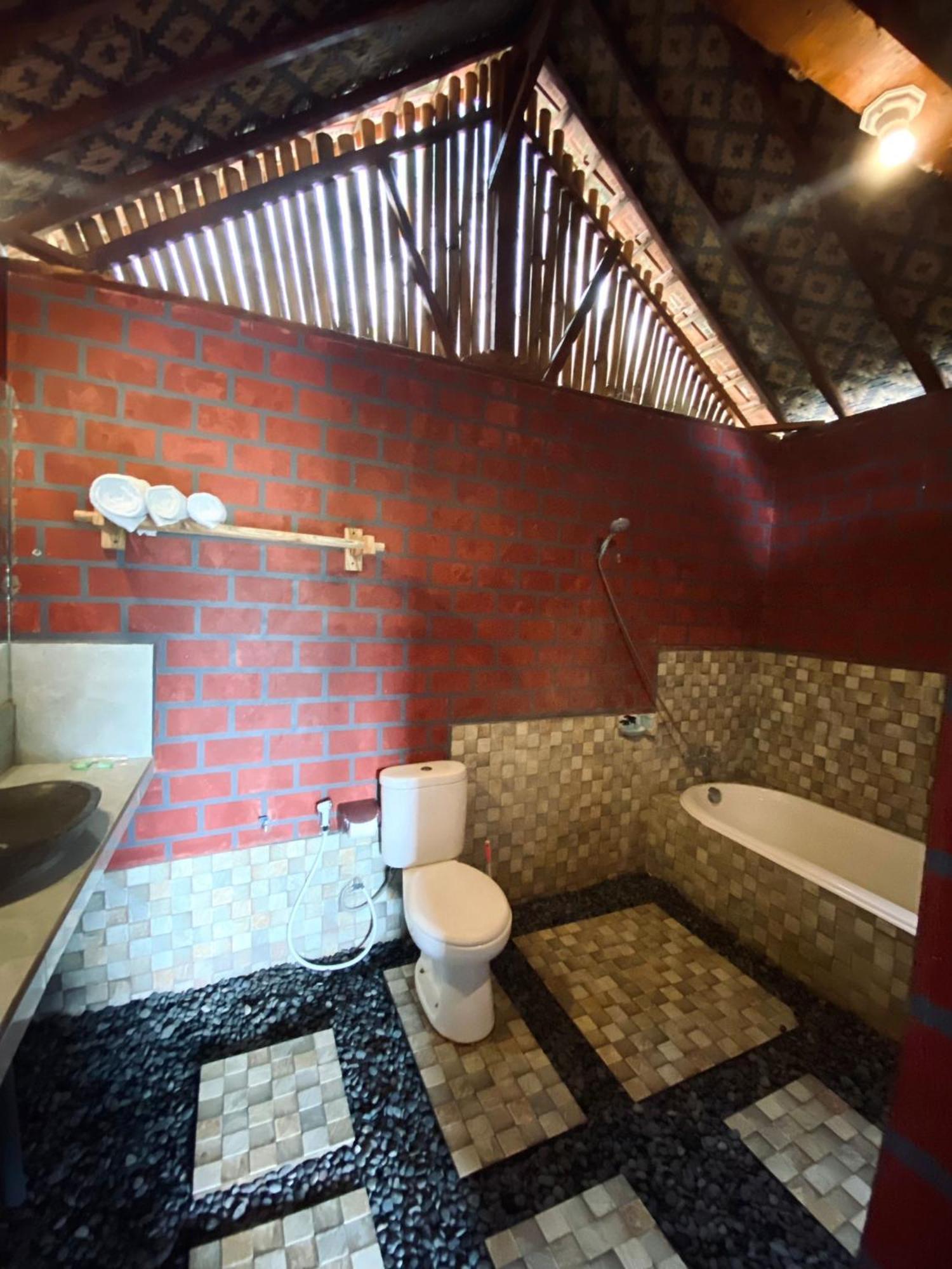 Villa Lumbung Ayu Sari & Spa كارانغاسِم المظهر الخارجي الصورة